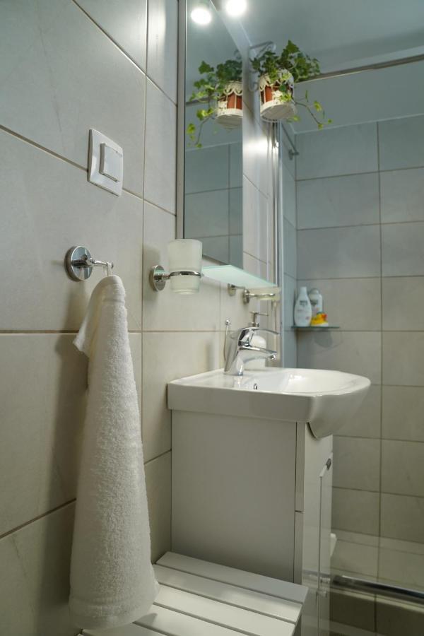 Athens Central Apartment 2 Mins To Metro מראה חיצוני תמונה